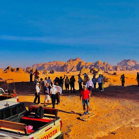 Flowers Rum Camp Wadi Rum Exteriér fotografie